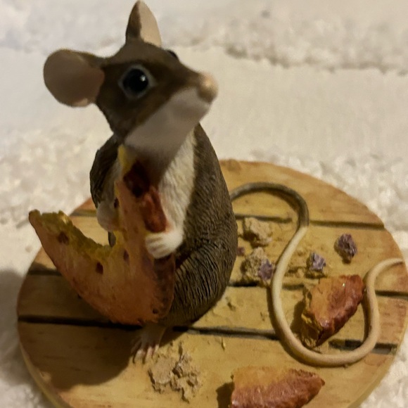 Munro-After The Party “Mouse With Cracker” Vintage Collectible figurine - Picture 5 of 5